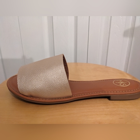 MKS Gold Sandals - Picture 2 of 4